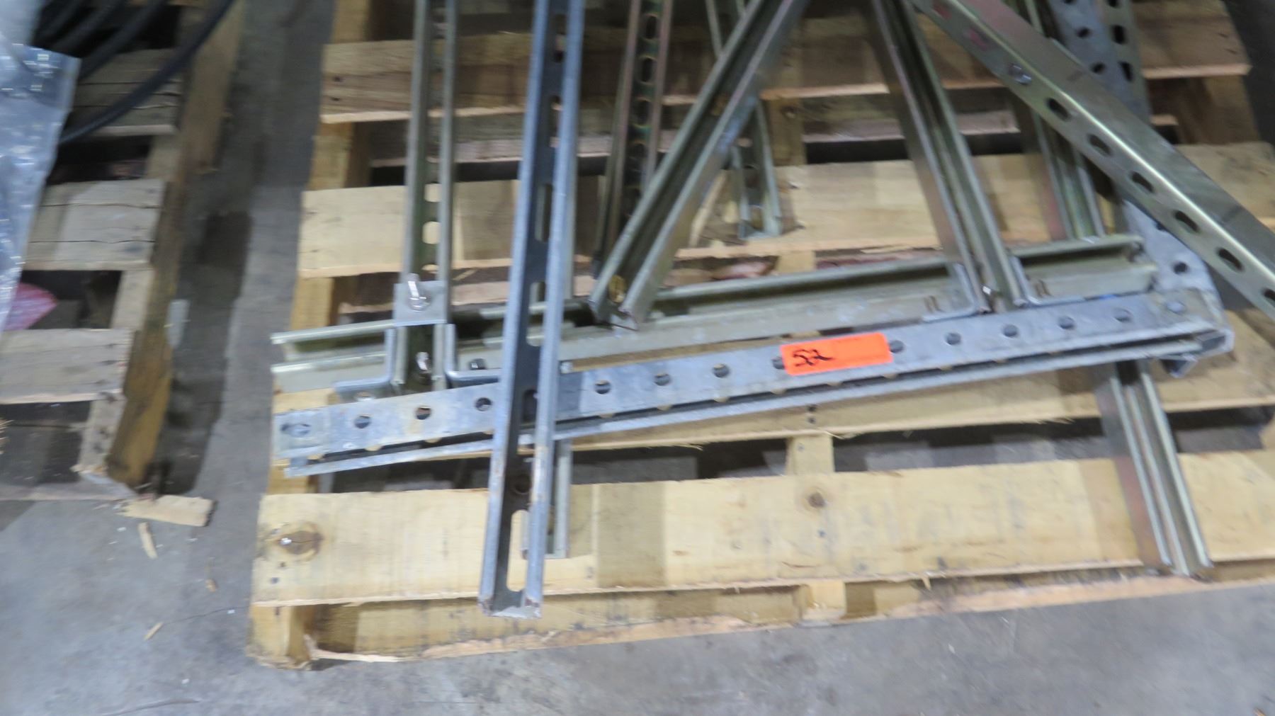 Multiple Metal Adjustable Shelf Supports Rails