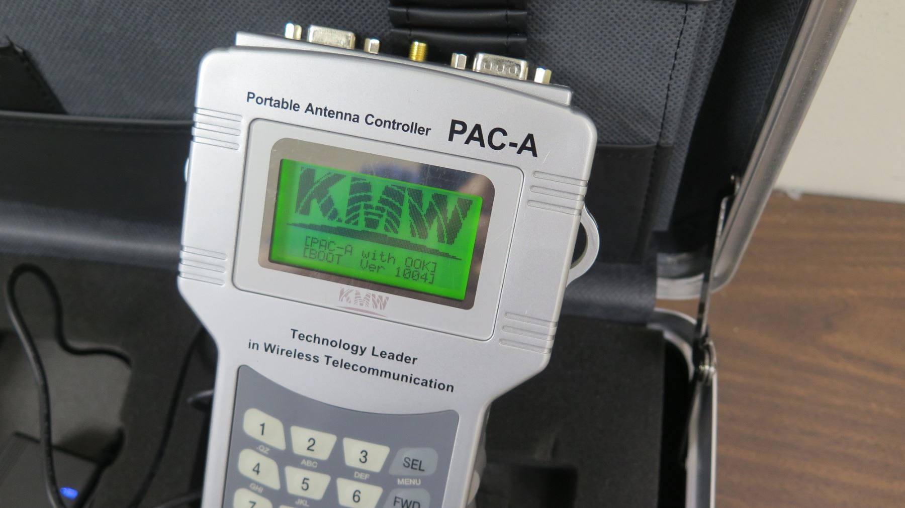 KMW PAC-A with OOK Portable Antenna RET Controller Bundle in Case
