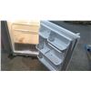 Image 8 : Sears Upright Refrigerator Top Freezer Model 253.64522403 White
