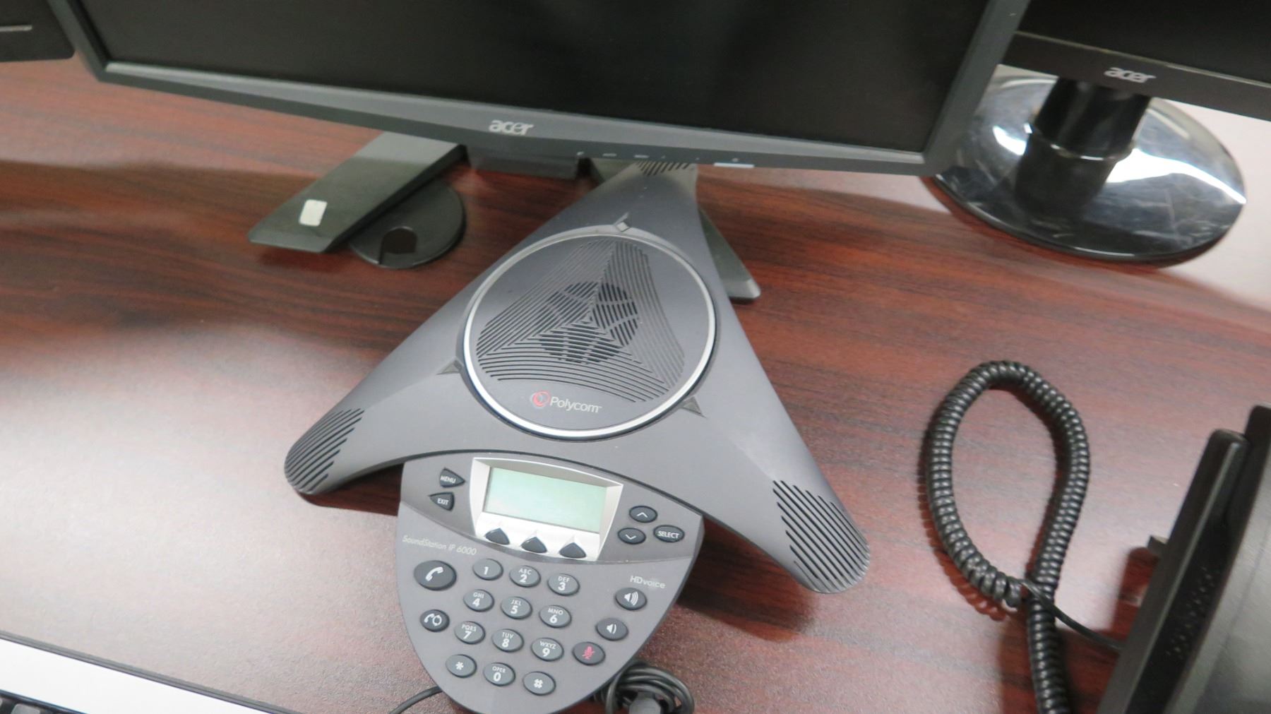 Approx. 17 Crexendo Phone Units & Polycom Conference Unit w/ 3 Computer ...