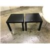 Image 2 : SET OF BLACK, RED & WHITE LEATHER LOUNGE CHAIRS WITH 2 BLACK END TABLES