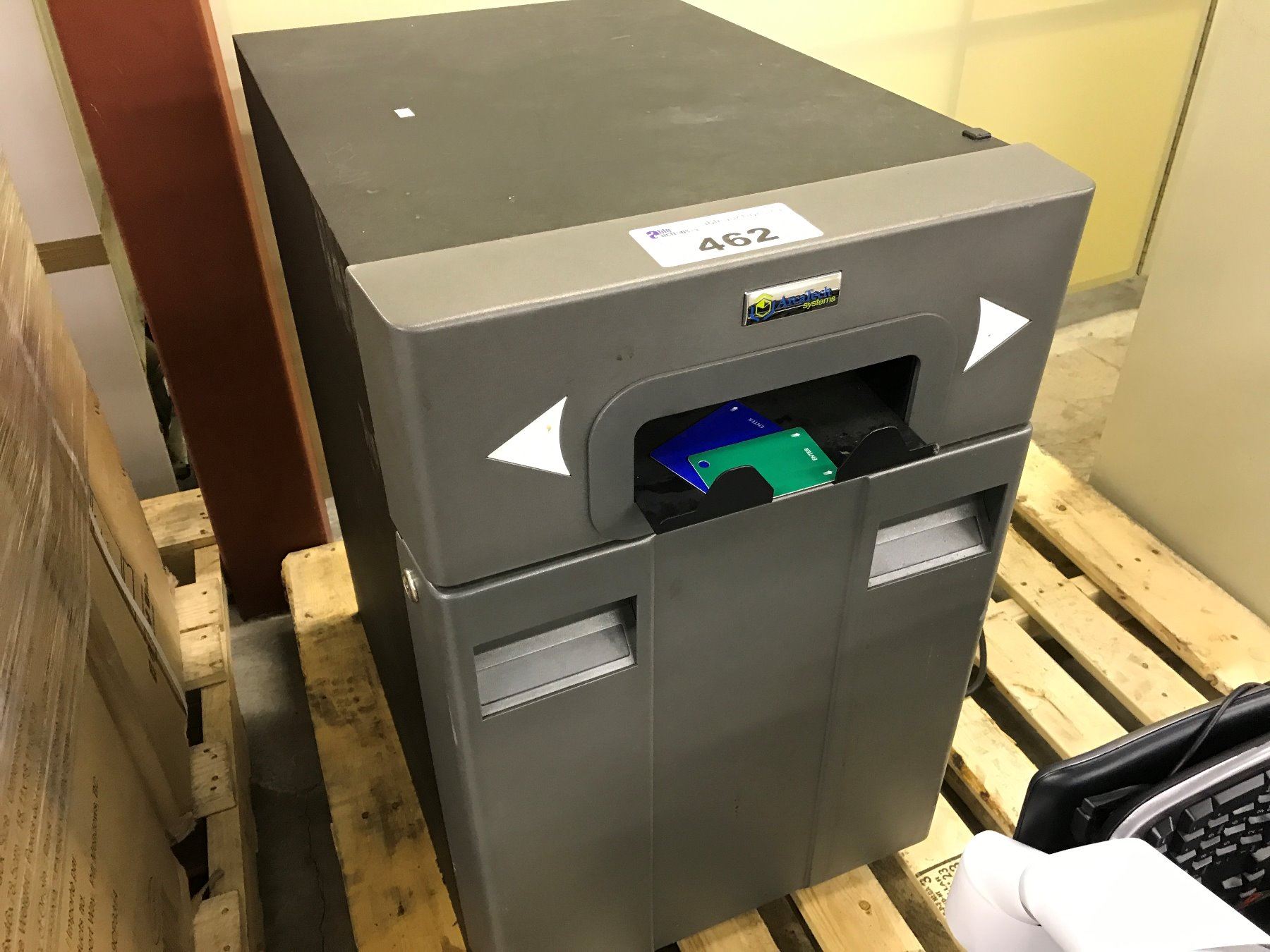 ARCATECH SYSTEMS CASH SAFE/DISPENSOR