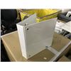 Image 1 : 4 BOXES OF BINDERS