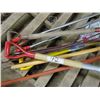 Image 2 : LOT OF GARDEN TOOLS (FORKS, HOES, SHOVELS, ETC…)