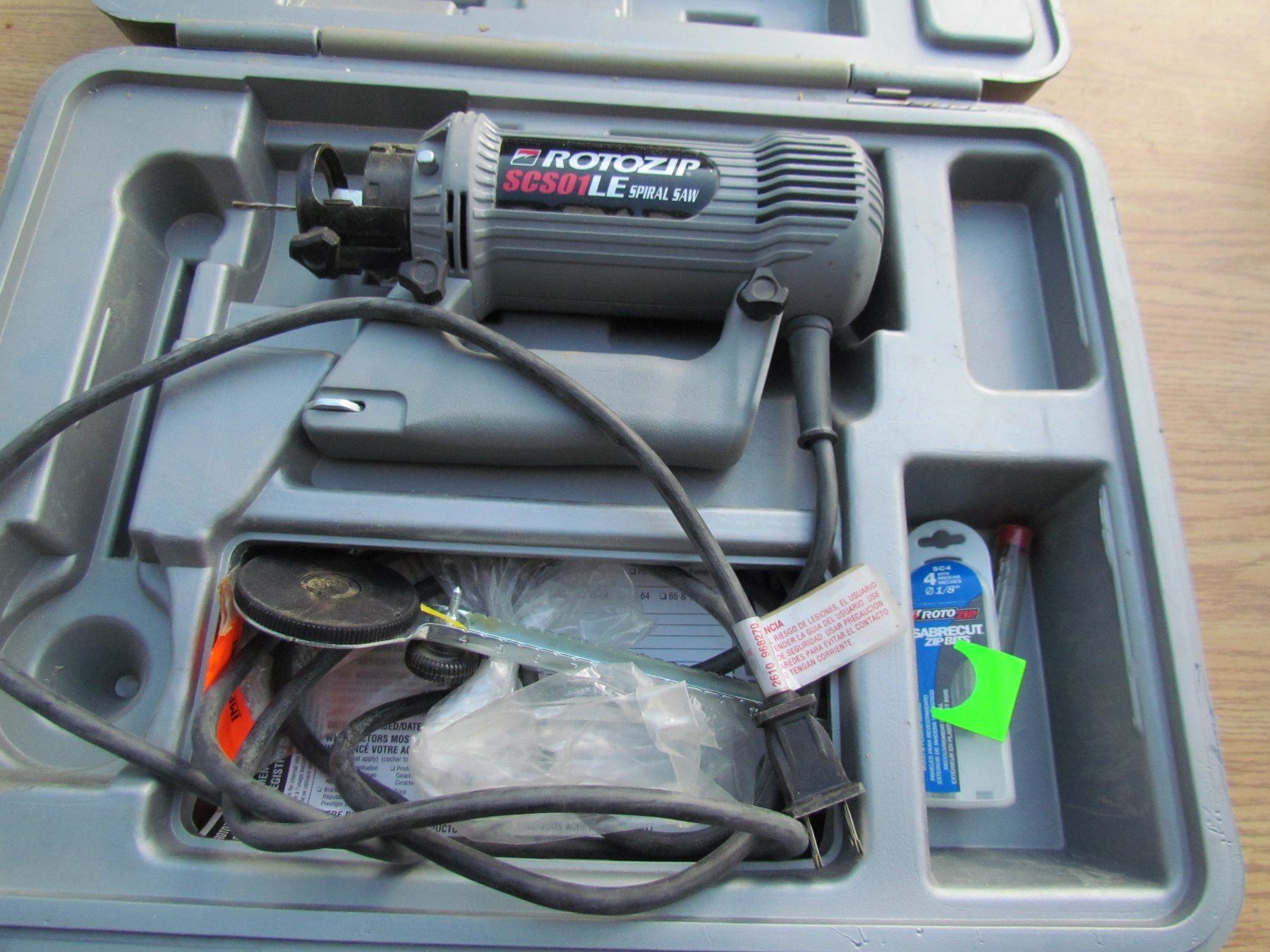 ROTOZIP SPIRAL SAW AND CASE Schmalz Auctions