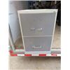 Image 1 : 2 DRAWER METAL FILING CABINET