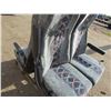 Image 4 : 4 BUS SEATS