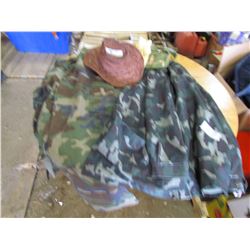 3 CAMO PIECES (PANTS, JACKET PLUS HAT AND GLOVES)