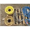Image 2 : PALLET OF 2 HYDRAULIC RAMS, HOSES, RIMS, CABLES