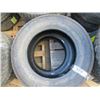 Image 3 : 2 TIRES 265-60-18
