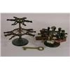 Image 1 : Two rubber stamp holders, one w/stamps