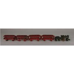 Cast Iron train engine/tender + 4 cars