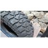 Image 4 : Mickey Thompson Baja MTZ LT285/75R16 Tire 24262