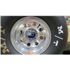 Image 5 : Mickey Thompson ET Drag 31.0/10.5-15W Racing Tire & Chrome Rim
