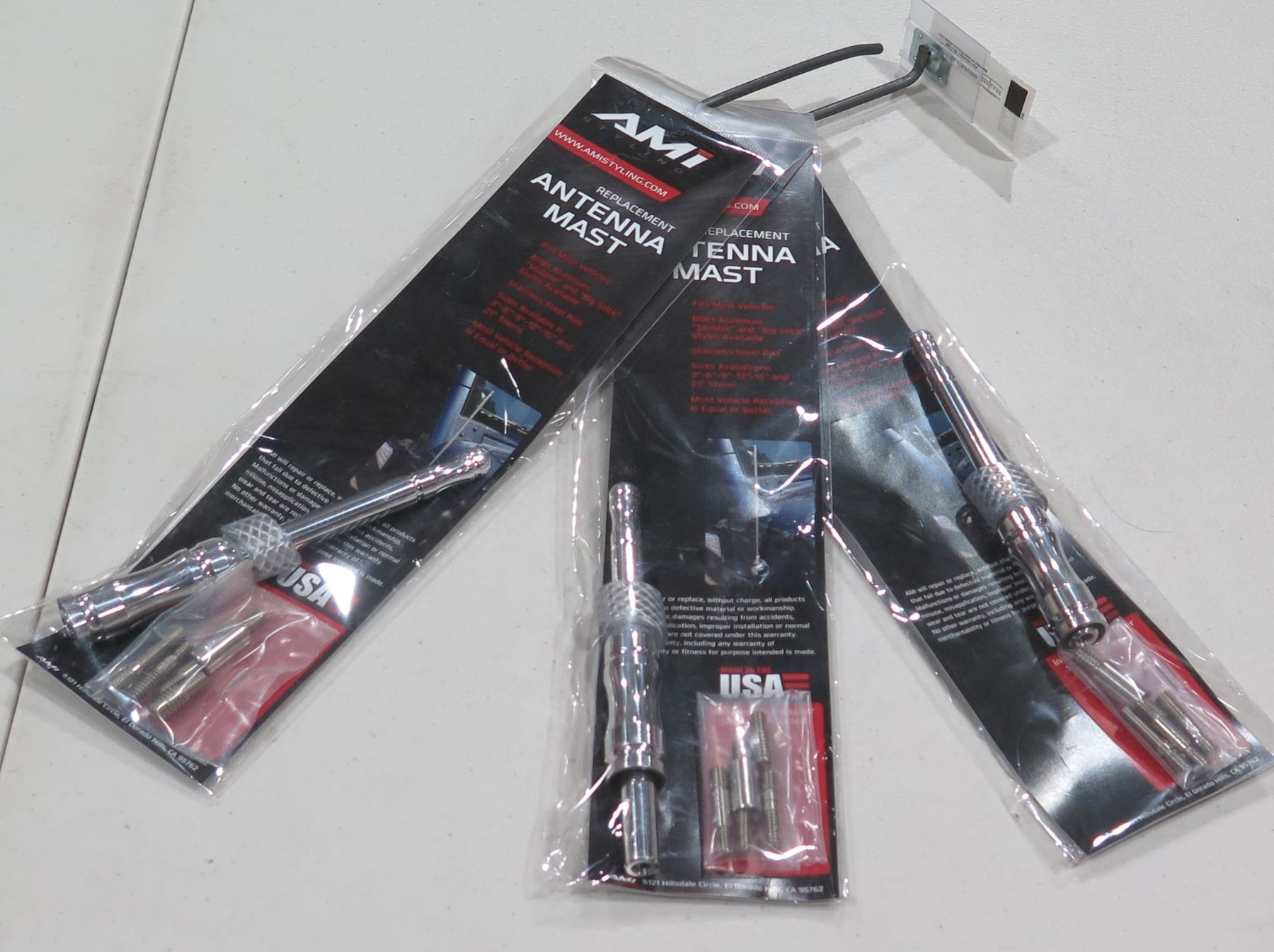Qty 3 AMI 4206P The Big Stick Universal Antenna 15