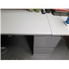 Image 5 : Modular Desk System w/ Curving Counter