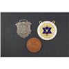 Image 5 : Lot of 14 different Pins and Medals of Fraternal Organizations 19th - 20th Cent,