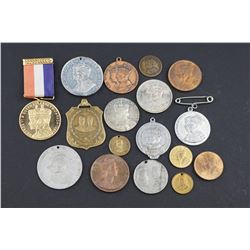 Canada - Lot of 17 Medals Royal Portraits 1901 - 1953 Including Two Silver