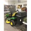 Image 3 : John Deere 100 Series D105 Auto Lawn Tractor