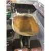 Image 1 : Wheelbarrow