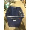 Image 1 : Plastic Tote