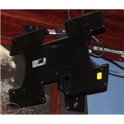 LOT OF 2 TV WALL MOUNTS
