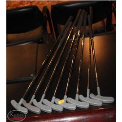 LOT 8 SILVER PUTTERS, ASSORTED SIZES.