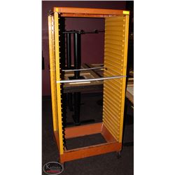 RUBBERMAID MAX RACK CLOSED SIDES MOBILE RACK