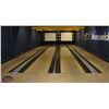 Image 6 : 4 COMPLETE BRUNSWICK BOWLING LANES INCL. PINSETTER