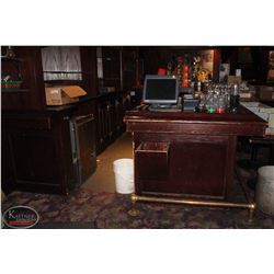 SOUTH SIDE WOODEN BAR INCL. 4 DOOR BACK BAR COOLER