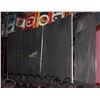 Image 1 : PORTABLE BLACK CURTAINS WITH FRAME