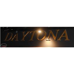 GOLD PAINTED WOODEN LETTERS "DAYTONA"