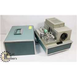 VINTAGE ARGUS PROJECTOR