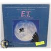 Image 1 : COLLECTORS ET BUNDLE WITH RECORD AND MORE