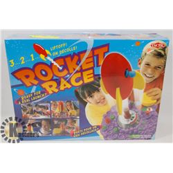 SEALED 2006 TACTIC ROCKET RACE SPACE