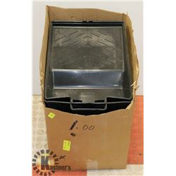 BOX OF PAINT TRAYS