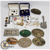 Image 1 : FLAT OF CUFFLINKS 2 SETS IN BOXES