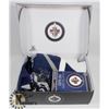 Image 1 : WINNIPEG JETS GIFT PACK INCL SCARF, TOQUE, BLANKET