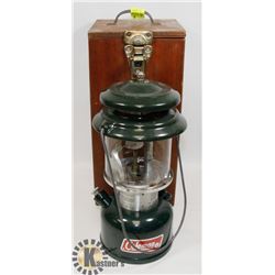 COLEMAN LANTERN IN WOOD CASE