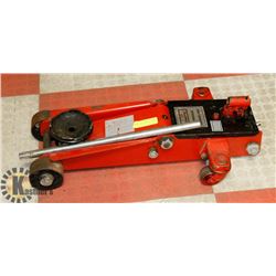 2 TON HYDRAULIC GARAGE JACK.