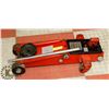 Image 1 : 2 TON HYDRAULIC GARAGE JACK.