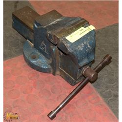 BENCH VISE