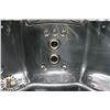Image 3 : ACRYLIC SPA BENCH VERSION 3 PUMPS HOT TUB