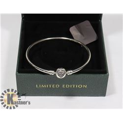 PANDORA BRACELET LIMITED EDITION NEW.