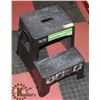 Image 1 : EASY REACH STEP STOOL
