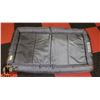 Image 1 : LARGE PET BED.
