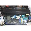 Image 1 : MEDIUM SIZED AQUARIUM W/LARGE