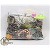 Image 1 : APPROX 7LBS OF VINTAGE ESTATE JEWELLERY