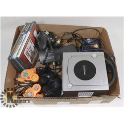 BOX W/NINTENDO GAME CUBE WITH