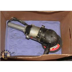 BLACK & DECKER 7" GRINDER/TESTED WORKING